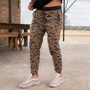 Fleece Joggers in Gauge Camo